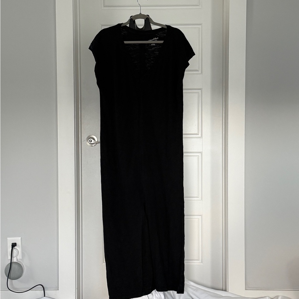 Universal Thread Black Textured Top